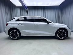 Audi A3 Facelift Sportback 35 TFSI Luxury Sport - ფოტო 5