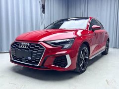 Audi A3 Sportback 35 TFSI Fashion Sport - ფოტო 1