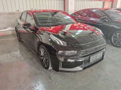 Lynk & Co Geely Lynk & Co 03 1.5T DCT Jìn Champion Edition - ფოტო 3