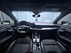 Audi A3 Sportback 35 TFSI Luxury Sport - ფოტო 12