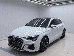 Audi A3 Facelift Sportback 35 TFSI Fashion Sport - ფოტო 1