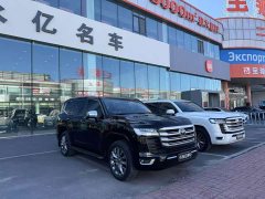 Toyota Land Cruiser (Imported) 2022 VX-R Middle East Version - ფოტო 3