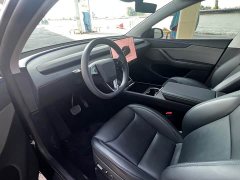 Tesla Model Y Rear-Wheel Drive - ფოტო 6