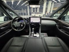 Toyota Vellfire 2024 Crown Hybrid 2.5L Executive Premier Edition - ფოტო 14