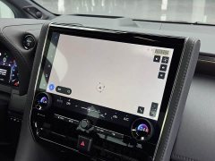 Toyota Vellfire 2024 Crown Hybrid 2.5L Executive Premier Edition - ფოტო 17