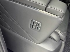 Toyota Vellfire 2024 Crown Hybrid 2.5L Executive Premier Edition - ფოტო 19