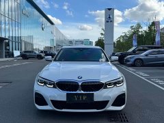 BMW 3 Series 325Li M Sport Package - ფოტო 2