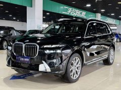 BMW X7 xDrive40i Premier Luxury Package - ფოტო 1