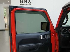 Jeep Wrangler 2.0T Sahara Four-Door - ფოტო 13
