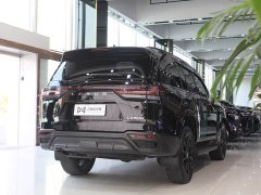 Lexus LX 600 Middle East Edition - ფოტო 17