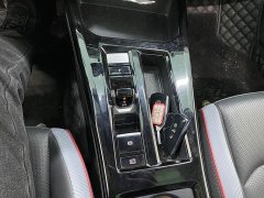 Volkswagen Lingdu L 280TSI DSG Dazzling Red Edition - ფოტო 14