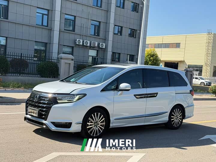 Honda Odyssey 2.0L e:HEV Luxury - ავტომობილი ჩინეთიდან