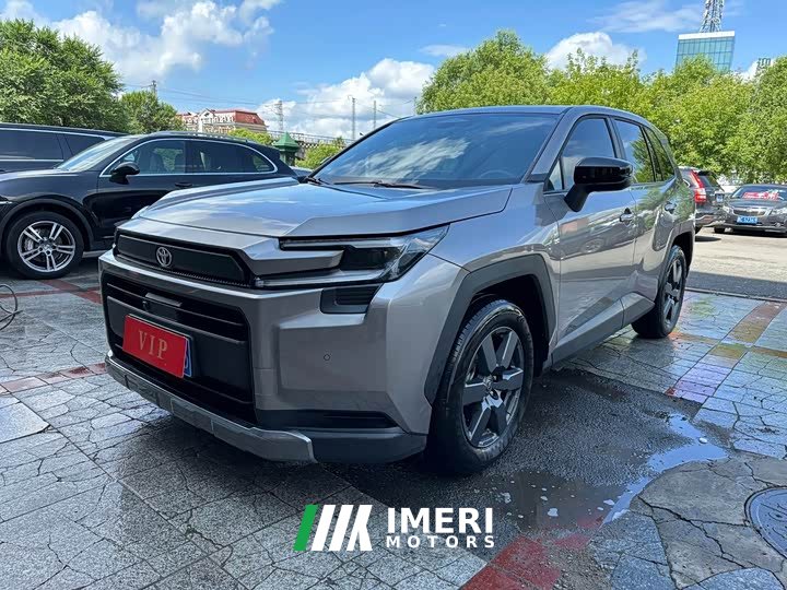 Toyota RAV4 2.0L AWD Luxury - ავტომობილი ჩინეთიდან