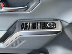 Toyota RAV4 2.0L AWD Luxury - ფოტო 19