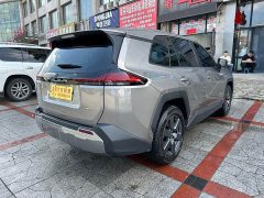 Toyota RAV4 2.0L AWD Luxury - ფოტო 4