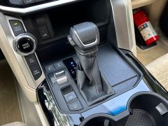 Toyota Land Cruiser (Imported) LC300 3.3T Diesel - ფოტო 12
