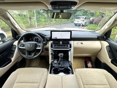 Toyota Land Cruiser (Imported) LC300 3.3T Diesel - ფოტო 8
