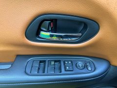 Honda Vezel 1.5L CVT Phantom Night Pioneer Edition - ფოტო 15