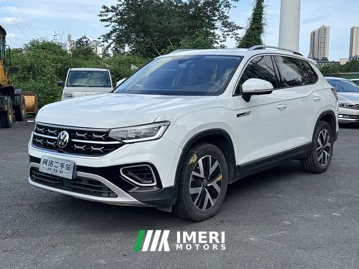 Volkswagen Taos 330TSI FWD Luxury Plus Advanced Edition