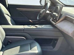 Voyah eπ008 636Max Pure Electric 6-Seater - ფოტო 7