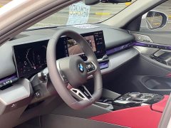 BMW 5 Series 530Li Premier M Sport Package - ფოტო 14