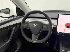 Tesla Model Y Rear-Wheel Drive - ფოტო 7