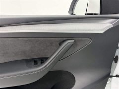 Tesla Model Y Rear-Wheel Drive - ფოტო 8