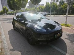 Tesla Model Y Long Range All-Wheel Drive - ფოტო 3