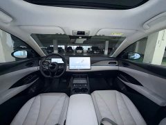 BYD Dolphin 06 DM-i Touring DM-i 150KM Flagship - ფოტო 10