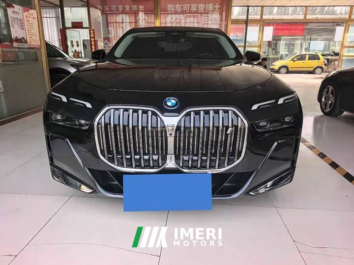 BMW i7 2023 eDrive50L Leading M Sport Package - ავტომობილი ჩინეთიდან