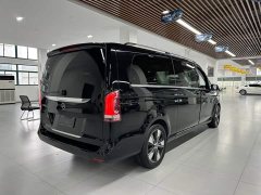 Mercedes-Benz V-Class 2022 V 260 L Long Wheelbase Luxury Edition - ფოტო 17