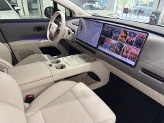 Li Auto i8 Standard Edition - ფოტო 9