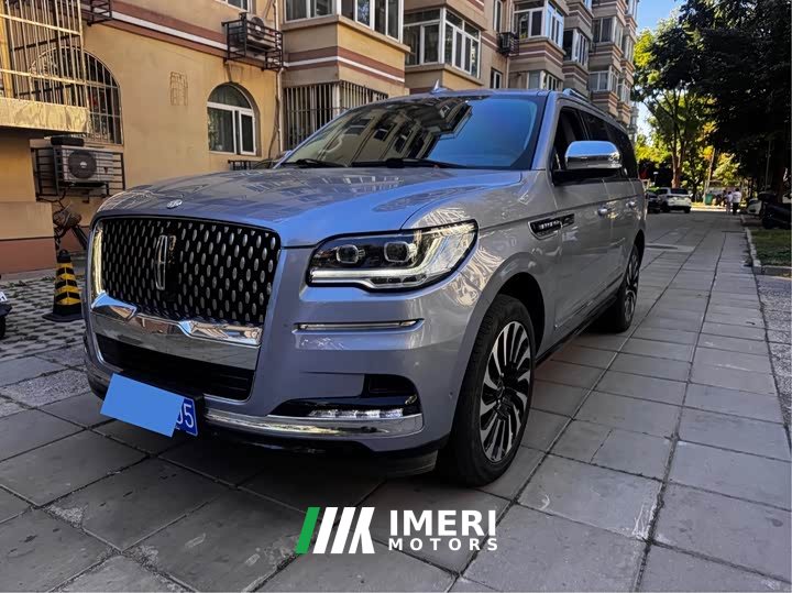 Lincoln Navigator 2022 Presidential Edition 3.5T - ავტომობილი ჩინეთიდან