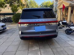 Lincoln Navigator 2022 Presidential Edition 3.5T - ფოტო 10