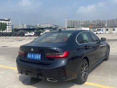 BMW 3 Series 325Li M Sport Package - ფოტო 7
