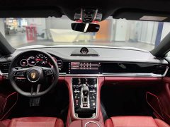 Porsche Panamera Executive Extended Wheelbase 2.9T - ფოტო 10