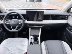 Volkswagen Jetta VS8 280TSI Automatic Premium Edition - ფოტო 8