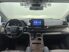 Toyota Sienna 2.5L Hybrid Comfort Edition - ფოტო 10