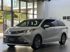 Toyota Sienna 2.5L Hybrid Comfort Edition - ფოტო 2