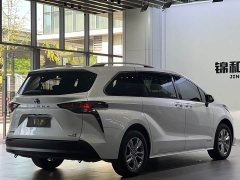 Toyota Sienna 2.5L Hybrid Comfort Edition - ფოტო 4
