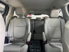 Toyota Sienna 2.5L Hybrid Comfort Edition - ფოტო 8
