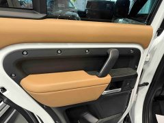 Land Rover Defender 2025 110 3.0T P400 X-Dynamic HSE - ფოტო 14