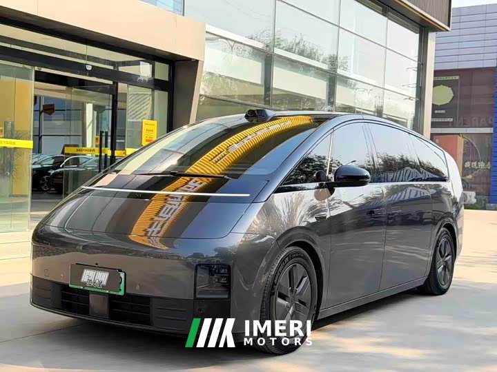 Li Auto Li Xiang MEGA Ultra - ავტომობილი ჩინეთიდან