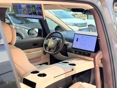 Li Auto Li Xiang MEGA Ultra - ფოტო 4