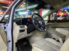 Buick GL8 ES Luxe Enjoyment Edition - ფოტო 5