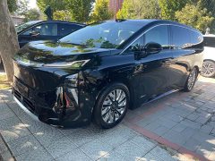 Buick Zhijing Shijia Luxury Edition - ფოტო 1