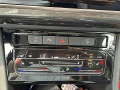 Volkswagen Jetta VS7 280TSI Automatic Gloss Honor Edition - ფოტო 13