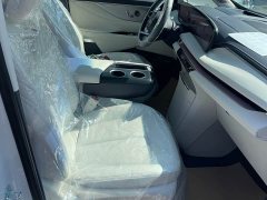 Buick GL8 New Energy Luxe Premium Edition - ფოტო 18
