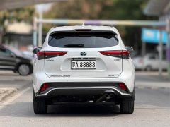 Toyota Crown Venza 2021 2.5L HEV AWD Luxury - ფოტო 5