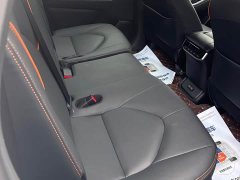 Toyota Crown Venza 2.5L HEV AWD Luxury - ფოტო 6